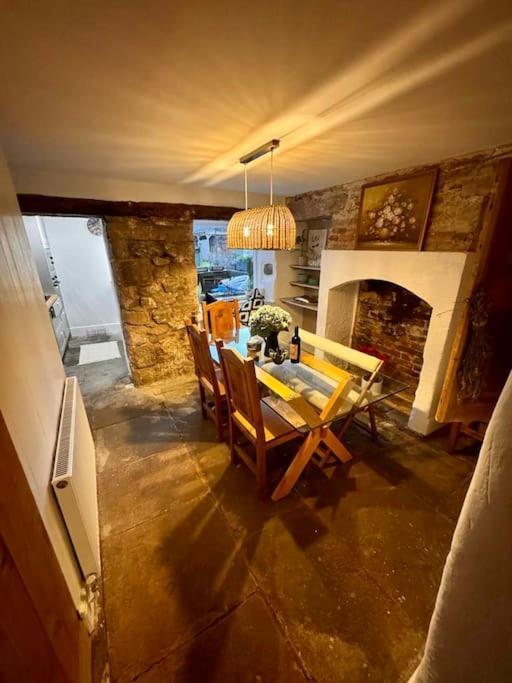 The Old Hat Shop Cromford Extérieur photo